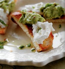 Гренки с авокадо