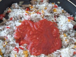 Увеличить Рис с мясом и овощами
