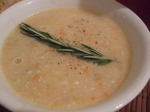 Увеличить Уха рыбацкая с пшеном