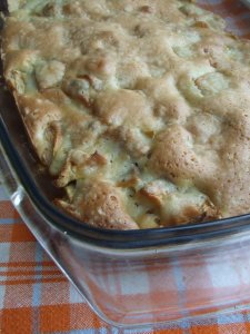 Шарлотка с яблоками