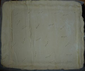 Пирог из слоеного теста с овощами