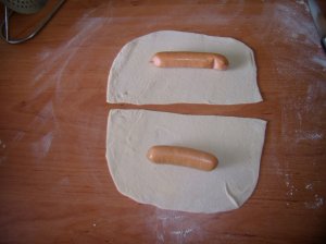 Увеличить Сосиски в  тесте