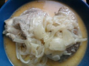 Увеличить Курица в луковом соусе