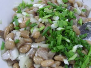 Увеличить Салат селедочный с фасолью