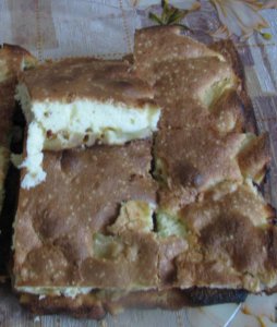 Увеличить Яблочный бисквитный пирог