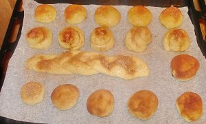 Увеличить Воскресные булочки с корицей и сахаром